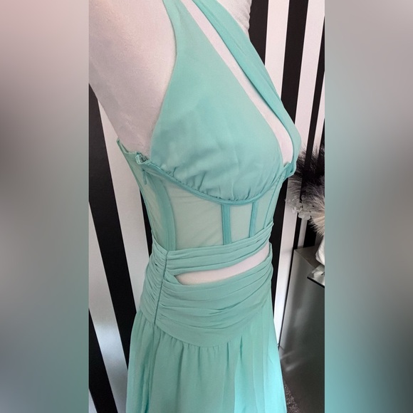 Beautiful Turquoise Chiffon Corset Cutout Flowing Maxi Dress - NWT - Picture 4 of 4